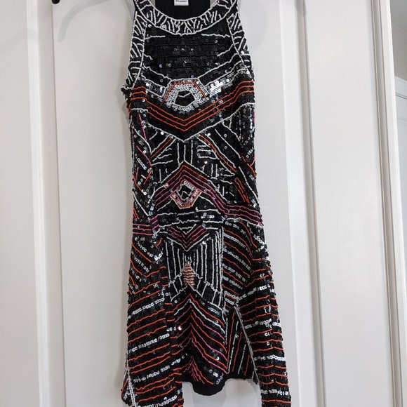 Sequence dress - Picture 1 of 3